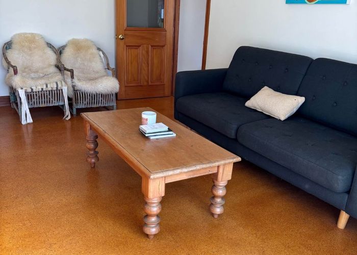  at 22 Summer Street, Stanley Bay, North Shore City, Auckland