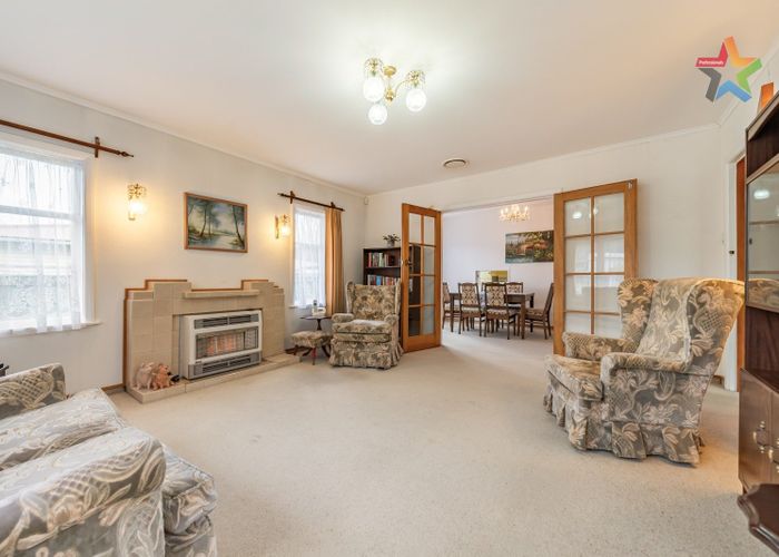  at 195 Stokes Valley Road, Stokes Valley, Lower Hutt