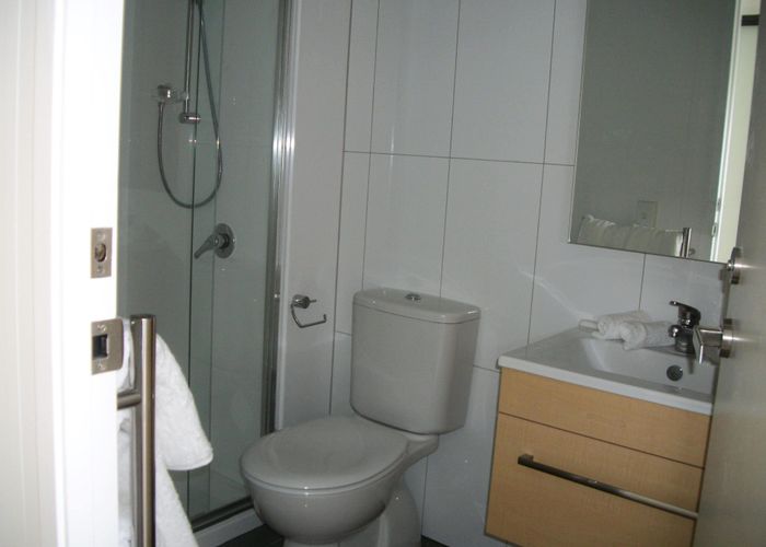  at 801/17 putney way, Manukau, Manukau City, Auckland