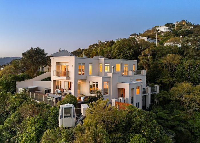  at 117 Marine Drive, Sorrento Bay, Eastbourne, Lower Hutt, Wellington