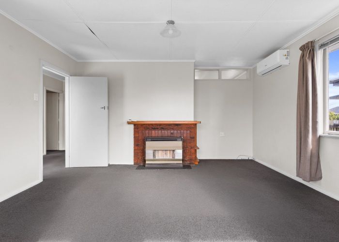  at 39 Collins Road, Melville, Hamilton, Waikato