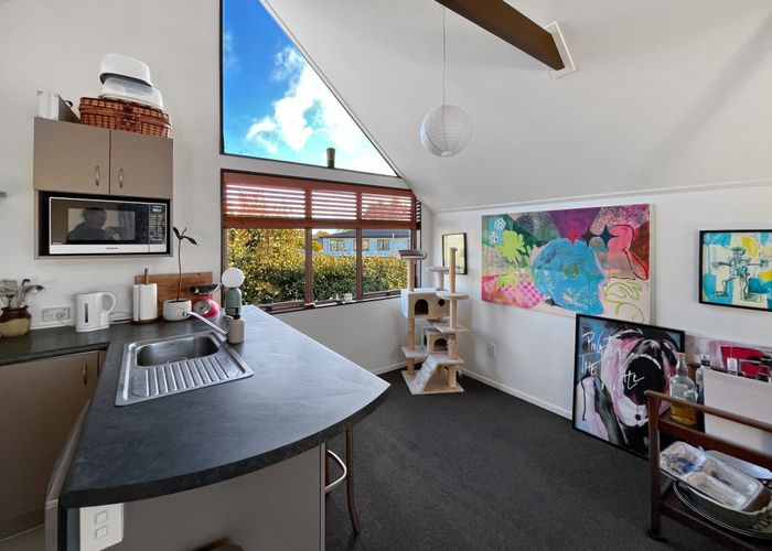  at 1/8 Springleigh Avenue, Mount Albert, Auckland