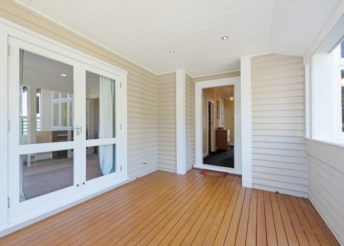  at 21 Burrows Avenue, Karori, Wellington