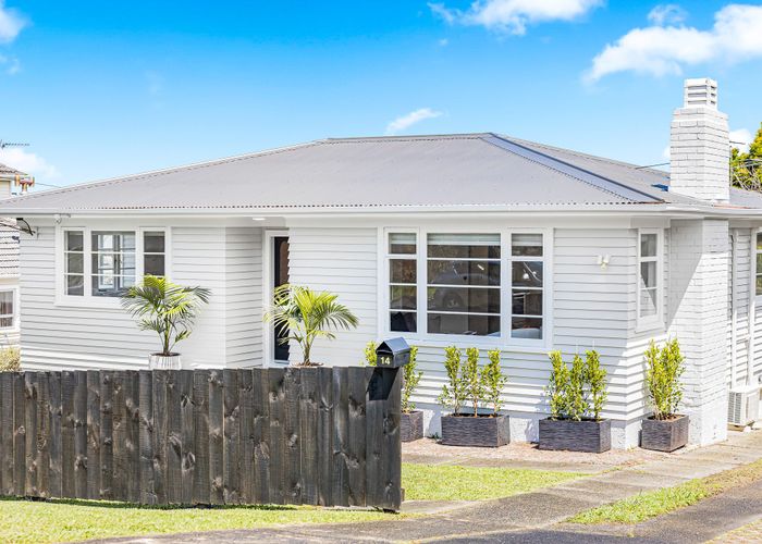  at 14 Belmont Terrace, Milford, North Shore City, Auckland