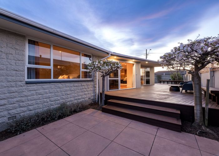  at 39 Inwoods Road, Parklands, Christchurch City, Canterbury