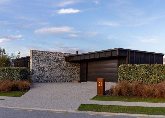  at 21 Kawarau Heights Boulevard, Lake Hayes, Queenstown-Lakes, Otago