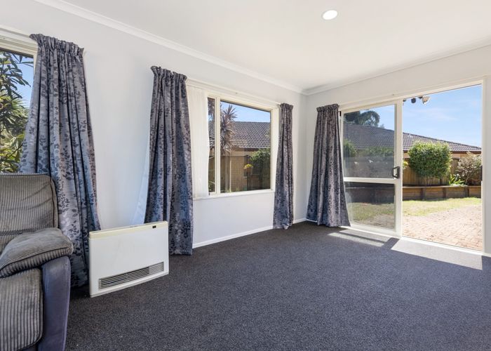  at 39 Blackwood Drive, Wattle Downs, Manukau City, Auckland