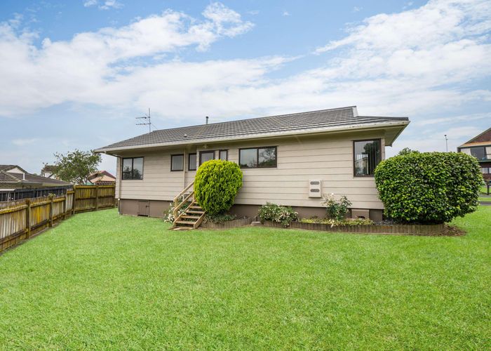  at 4 Destino Court, Conifer Grove, Takanini