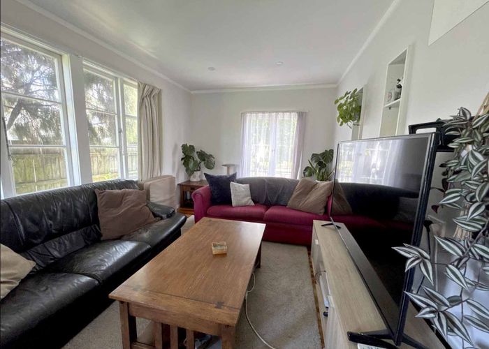  at 58 Freeland Av, Mount Roskill, Auckland City, Auckland