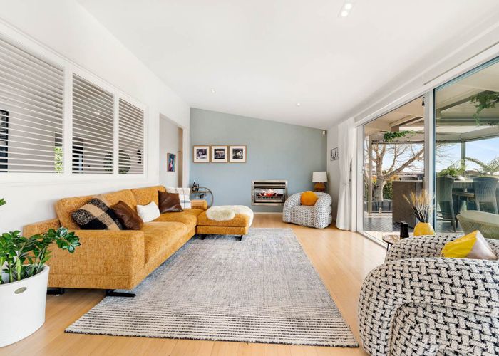  at 1 Charles Dickens Drive, Mellons Bay, Manukau City, Auckland