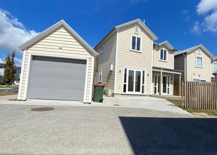  at 26 Warbler Crescent, Papakura, Papakura