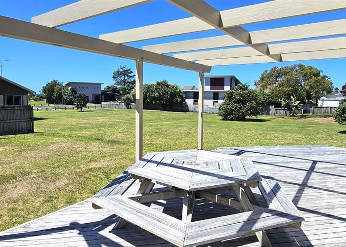  at 135 Kowhai Avenue, Matarangi, Thames-Coromandel, Waikato
