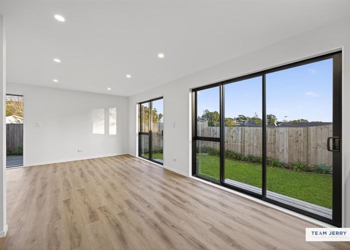  at 25 Jandell Crescent, Bucklands Beach, Manukau City, Auckland