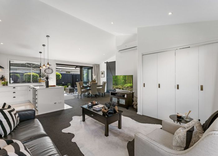  at 30 Hiria Crescent, Papamoa Beach, Papamoa