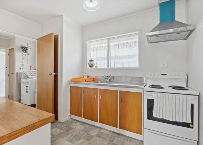  at 2/28 King Street, Papatoetoe, Auckland