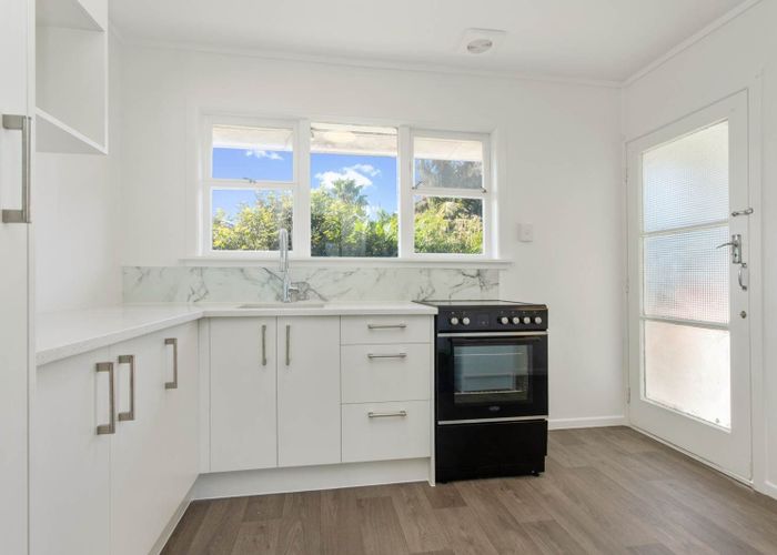  at 2/14B Ballarat Street, Ellerslie, Auckland City, Auckland