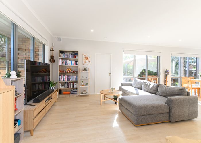  at 38 Villanova Place, Albany, Auckland