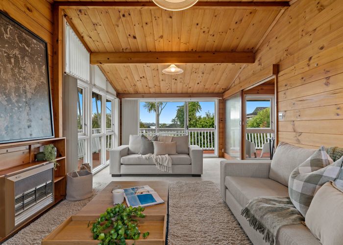  at 283A Beach Road, Campbells Bay, Auckland