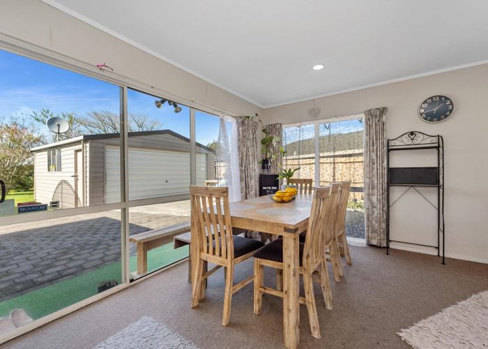 Free property data for 8 Raleigh Avenue, Fairview Downs, Hamilton