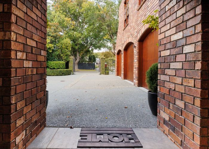  at 23 Manapouri Crescent, Hokowhitu, Palmerston North, Manawatu / Whanganui