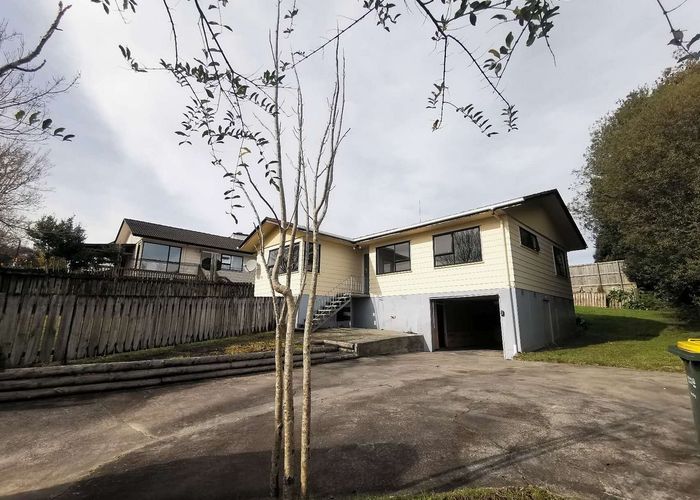  at 6 Holmes Drive South, Massey, Waitakere City, Auckland