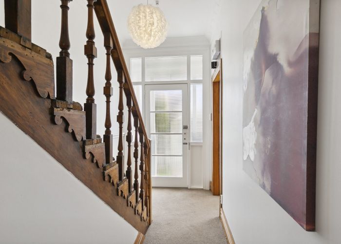  at 8 Moir Street, Mount Victoria, Wellington