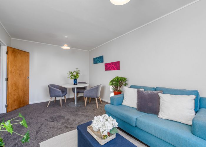  at 10/41 Barber Grove, Moera, Lower Hutt