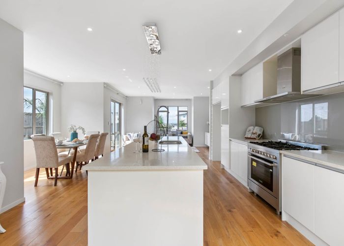  at 25 Platinum Rise, Ranui, Auckland