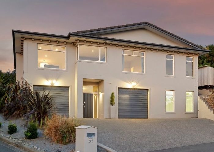  at 37 Highcrest Heights, Westmorland, Christchurch