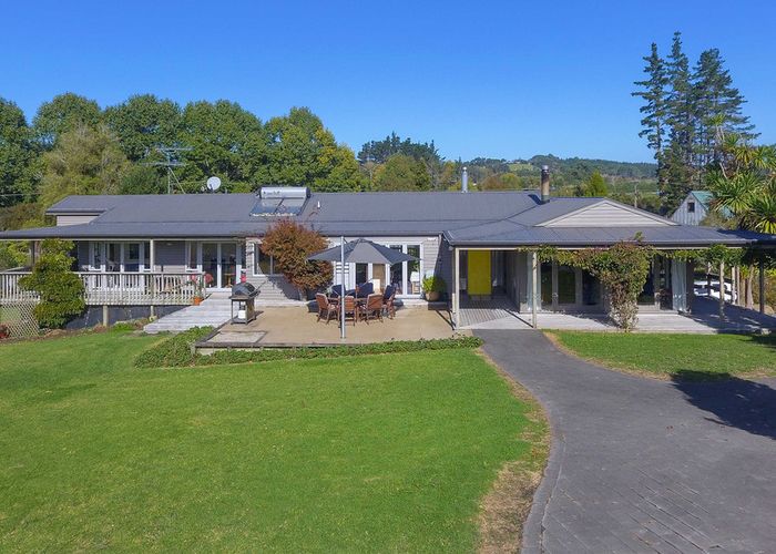  at 236 Blackbridge Road, Albany