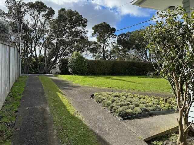  at 21 Monarch Avenue, Glenfield, North Shore City, Auckland