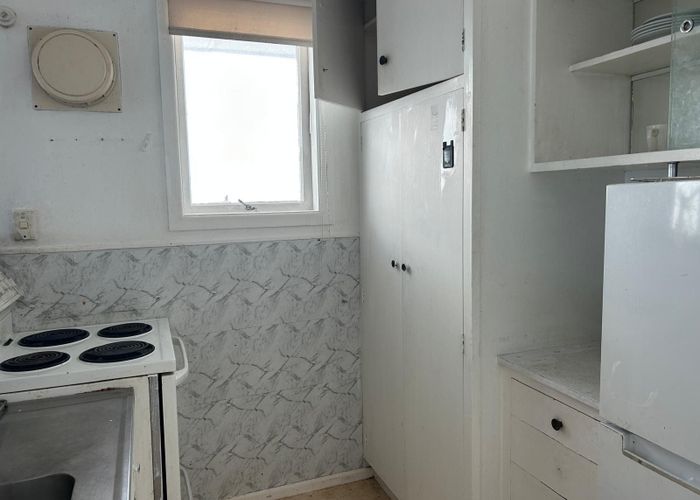  at 61 The Esplanade, Eastern Beach, Auckland