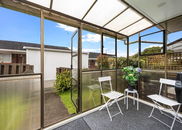  at 4/57 Moana Avenue, One Tree Hill, Auckland City, Auckland