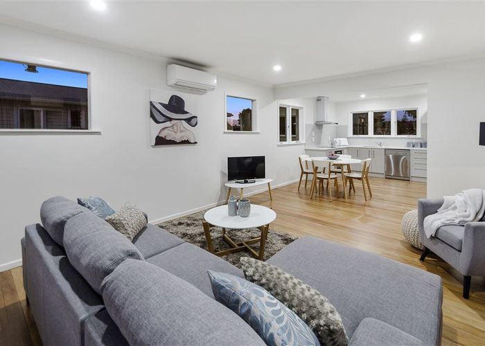  at 128 Gloucester Road, Manurewa, Auckland