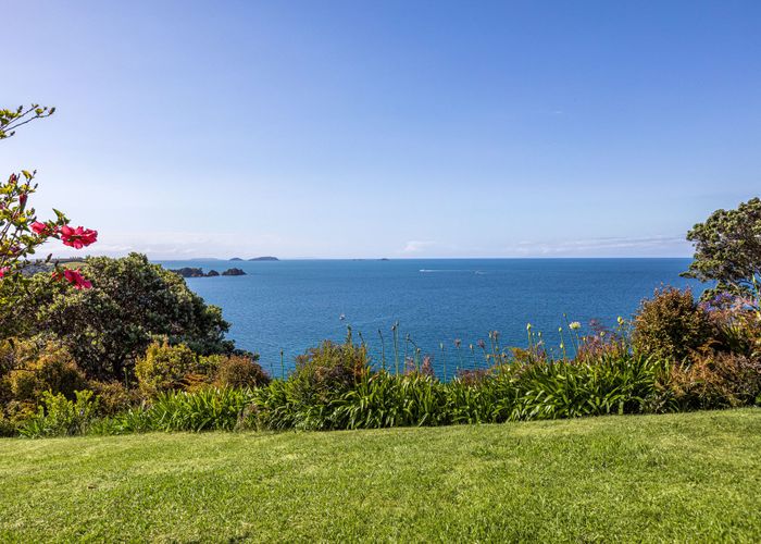 For sale 2 Newton Road, Oneroa, Waiheke Island, Auckland homes.co.nz