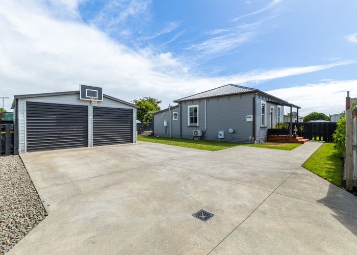  at 67 Queen Street, Waitara