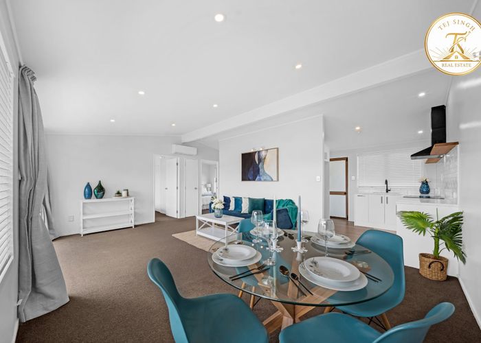  at 2/30 Portage Road, Papatoetoe, Manukau City, Auckland