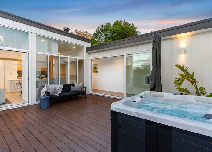  at 87D Verbena Road, Birkdale, North Shore City, Auckland