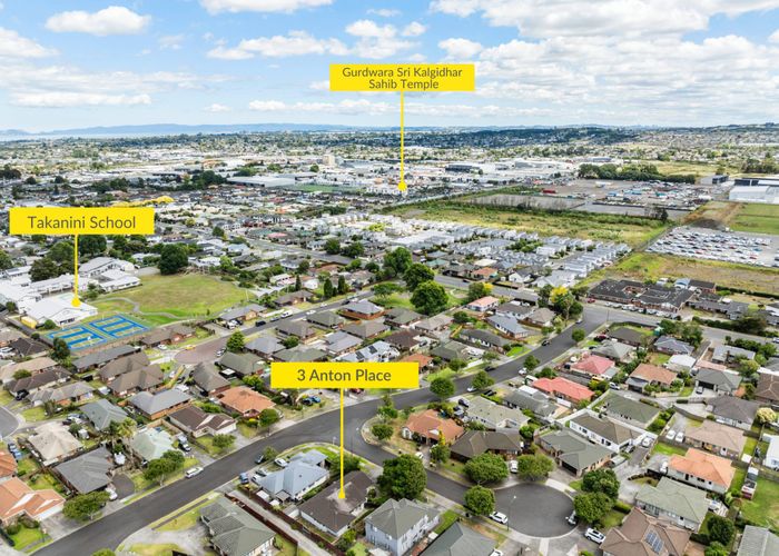  at 3 Anton Place, Takanini