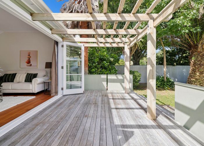  at 33 Eldon Road, Mount Eden, Auckland City, Auckland