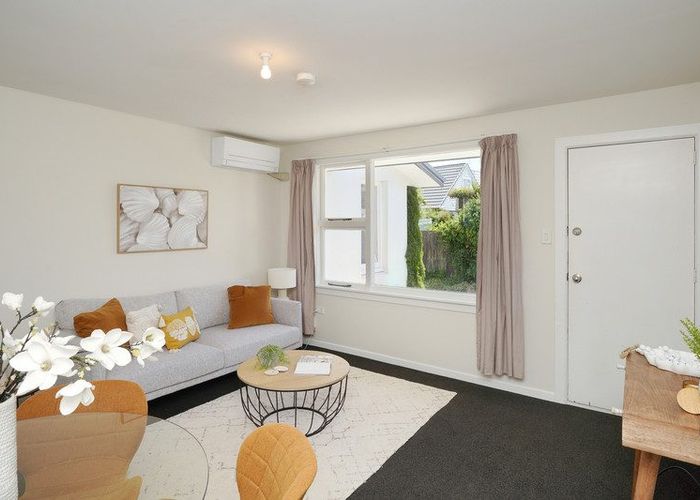  at 2/123 Hills Road, Edgeware, Christchurch