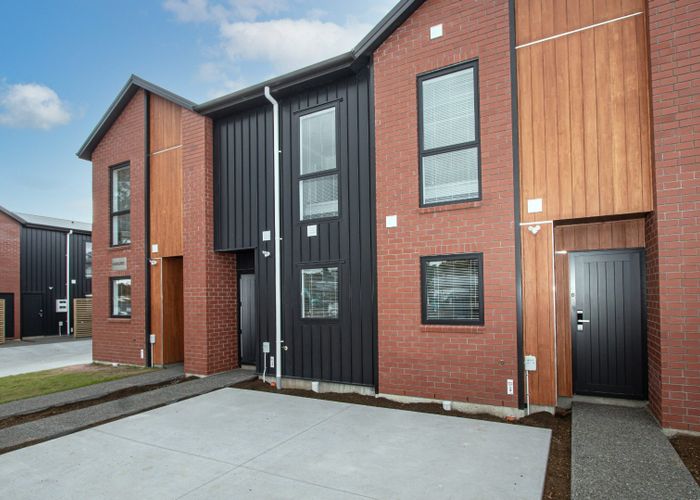  at 4/13 Palmerston Street, Hamilton City Central, Hamilton, Waikato