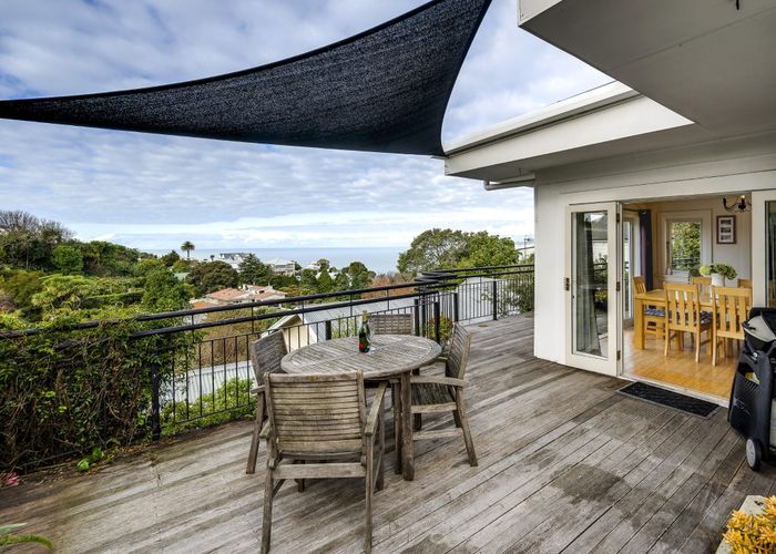  at 27 Thompson Road, Bluff Hill, Napier
