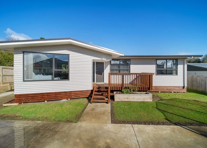  at 14C Racecourse Road, Waiuku, Waiuku