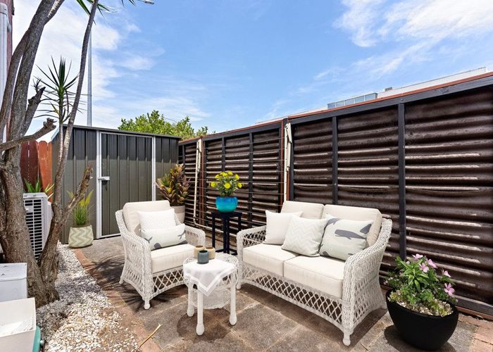  at 118 Manukau Road, Epsom, Auckland City, Auckland