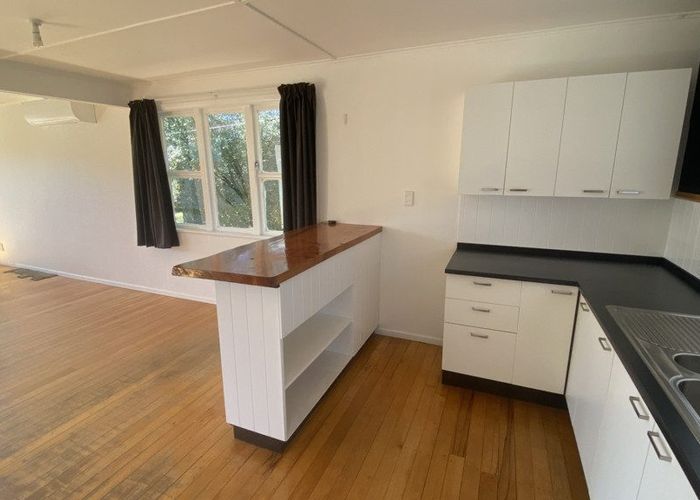  at 105 Oxford Street, Lansdowne, Masterton
