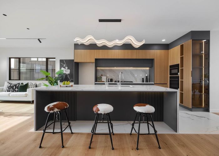  at 8 Mill Hill Close, Flat Bush, Manukau City, Auckland