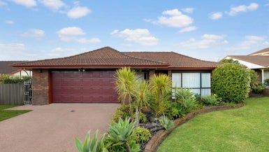  at 12 Crescent Hills Court, Northpark, Auckland