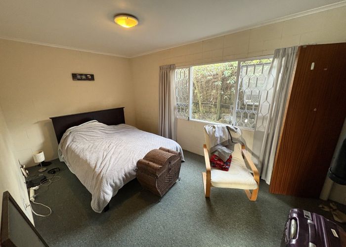  at 2/3 Edenvale Park Rd, Mount Eden, Auckland City, Auckland