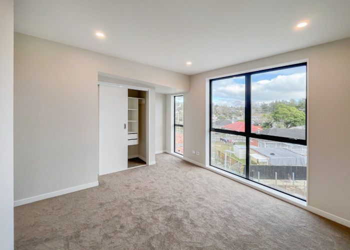  at 6/218 Lake Road, Northcote, North Shore City, Auckland